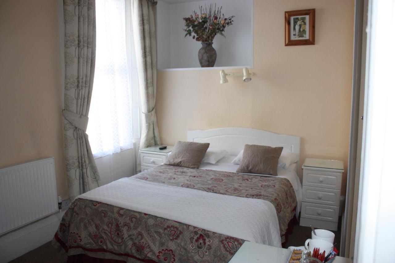 St. George Guest House COUNTY WEXFORD Екстериор снимка